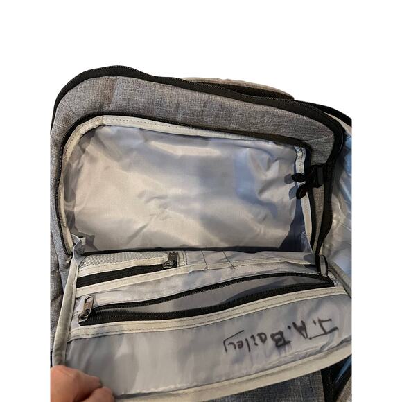 Target Clamshell Computer Backpack - Picture 2 of 4